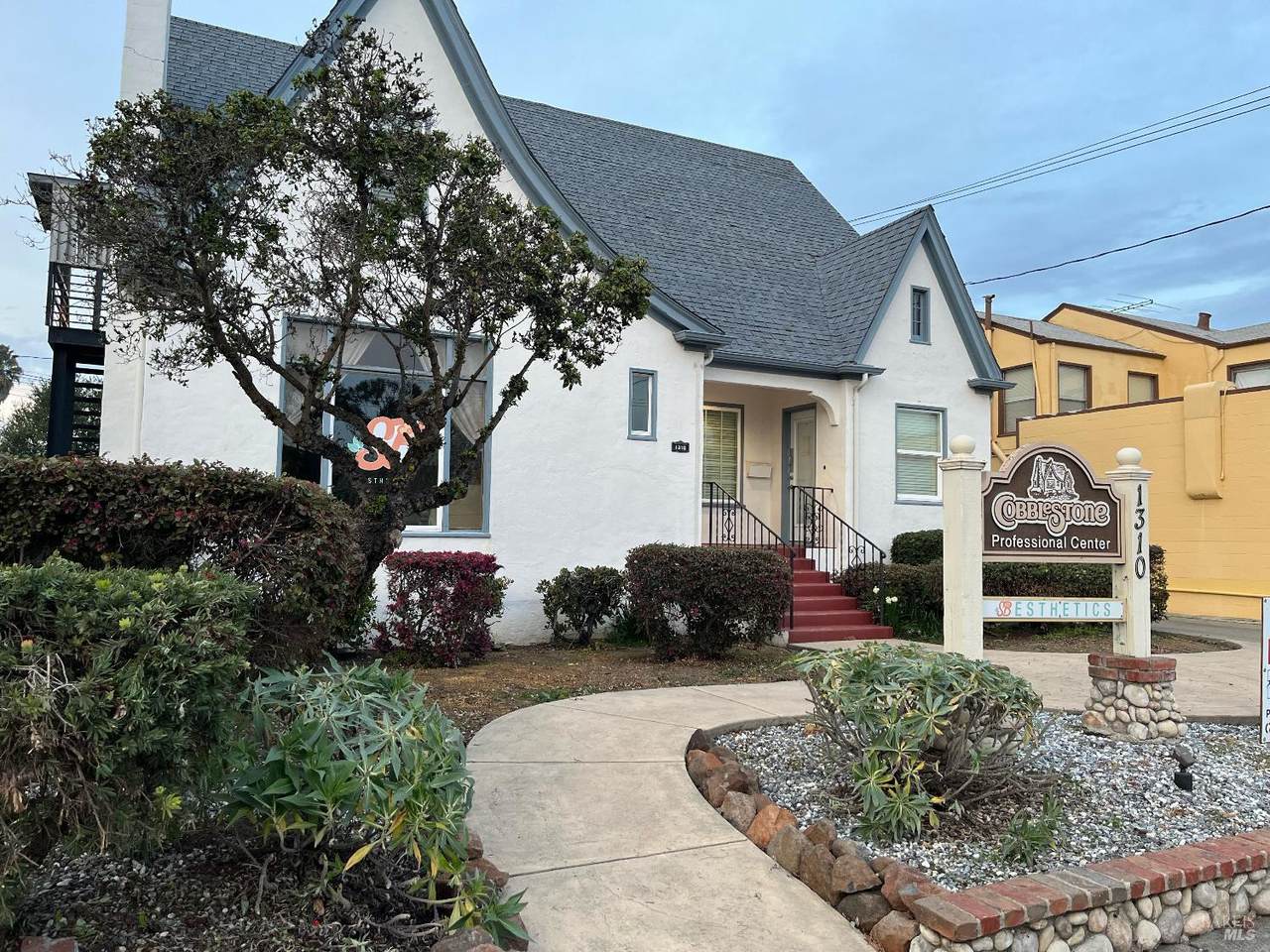 1310 Tennessee Street - Photo 1