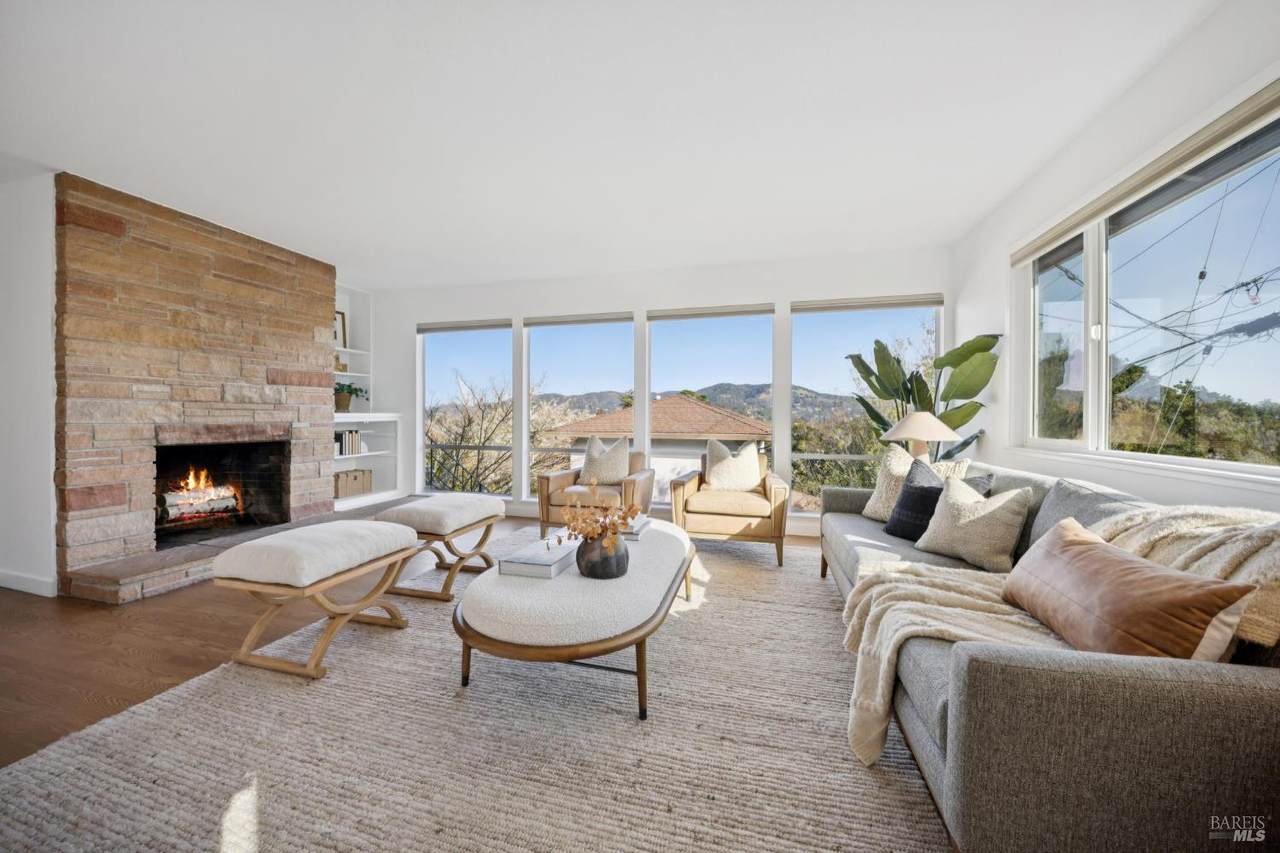 81 Rose Street - Photo 1