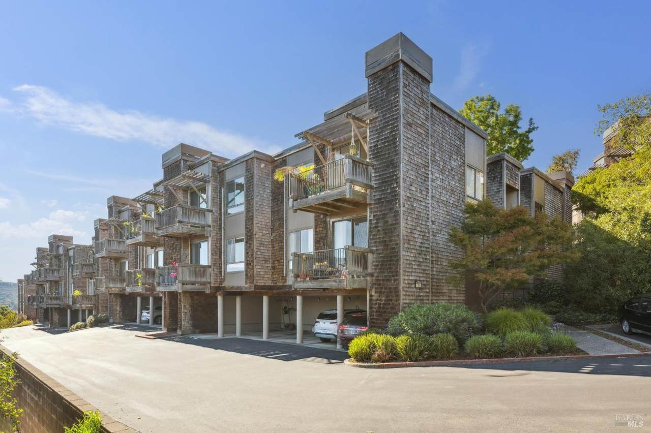 561 Seaver Drive - Photo 1