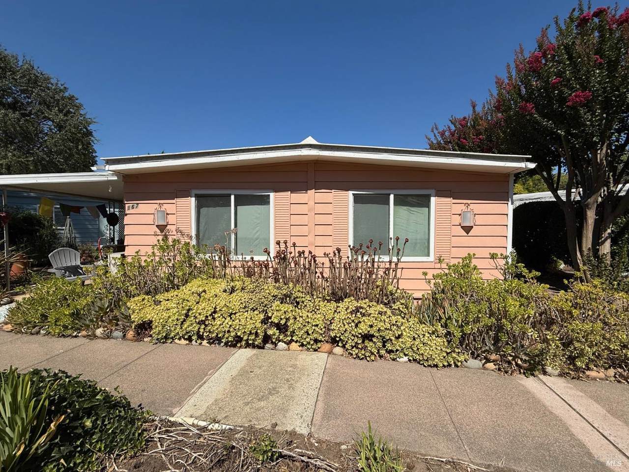 167 Sequoia Circle - Photo 1