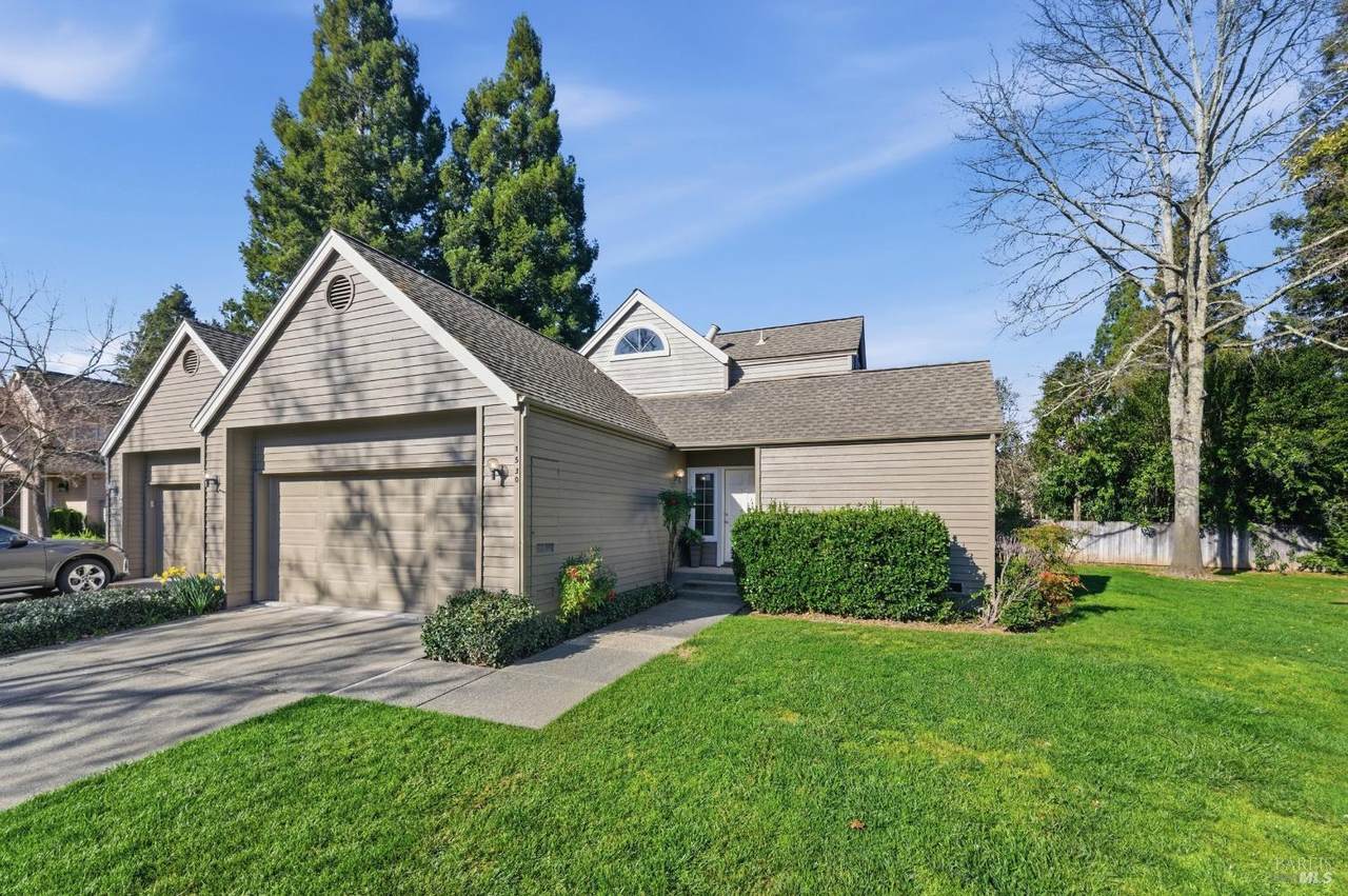 1530 Voorhees Circle - Photo 1