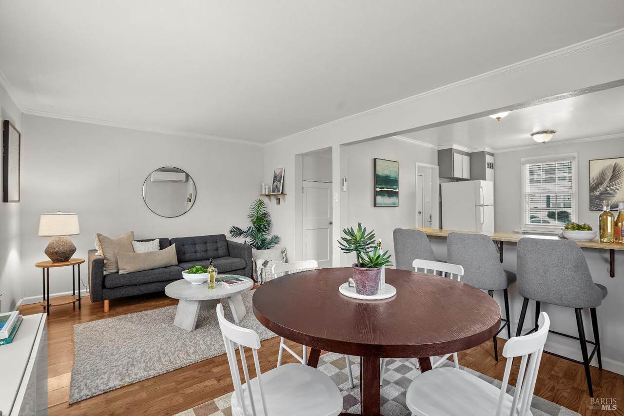 26 Baldwin Street - Photo 1