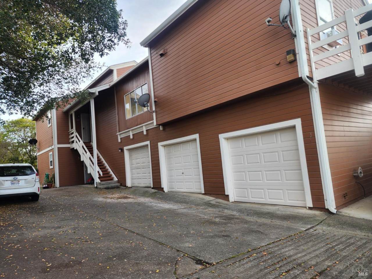 102 Ohio Street - Photo 1