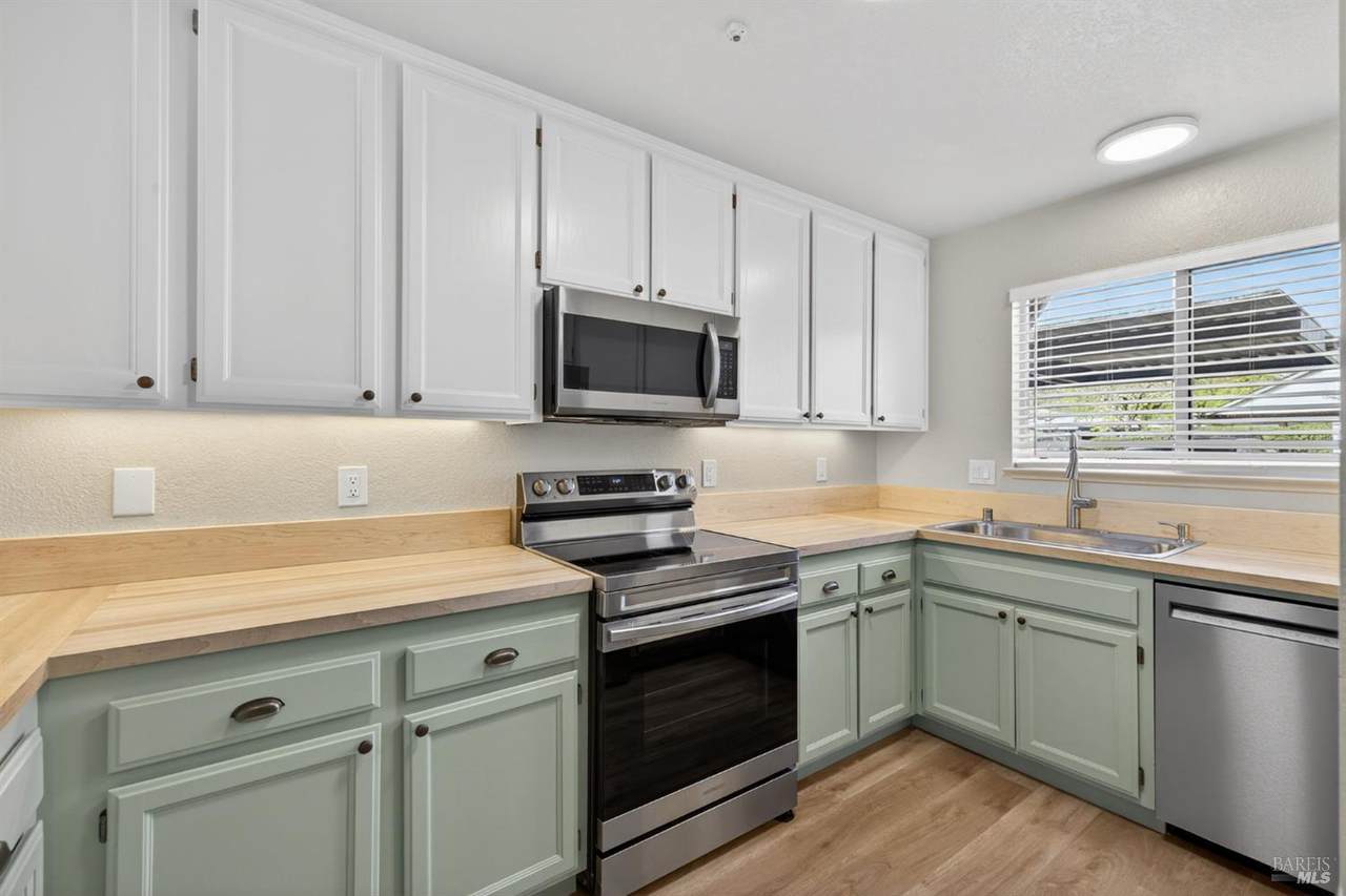 209 Elbridge Avenue - Photo 1