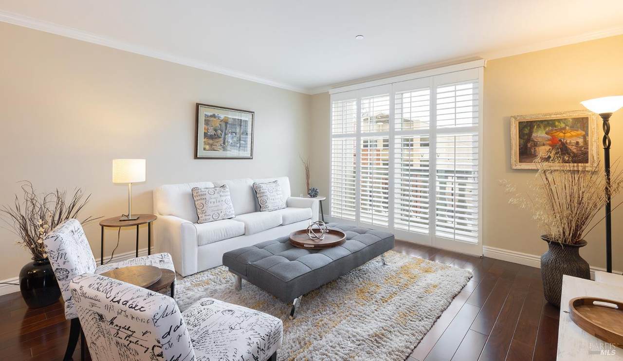 588 Main Street - Photo 1