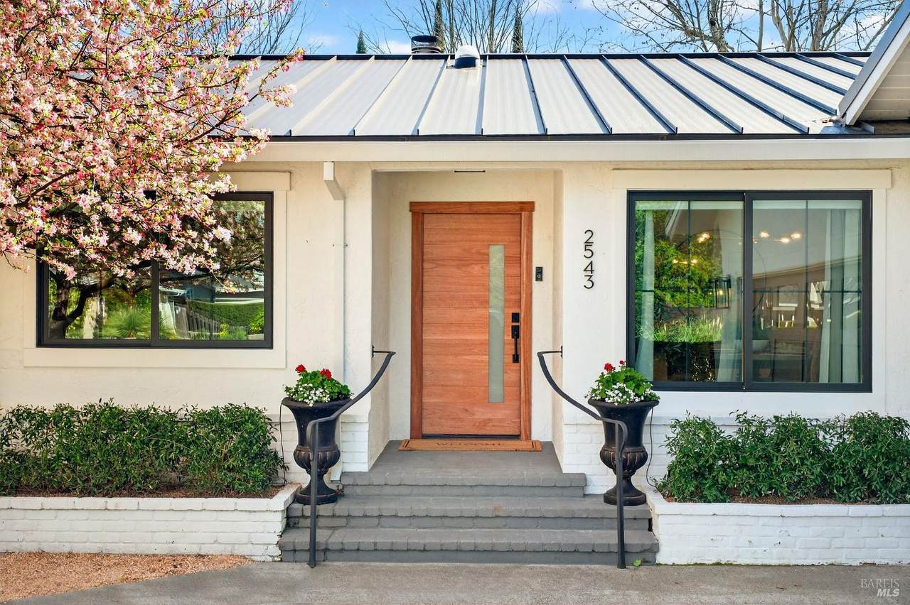 2543 Pinot Way - Photo 1