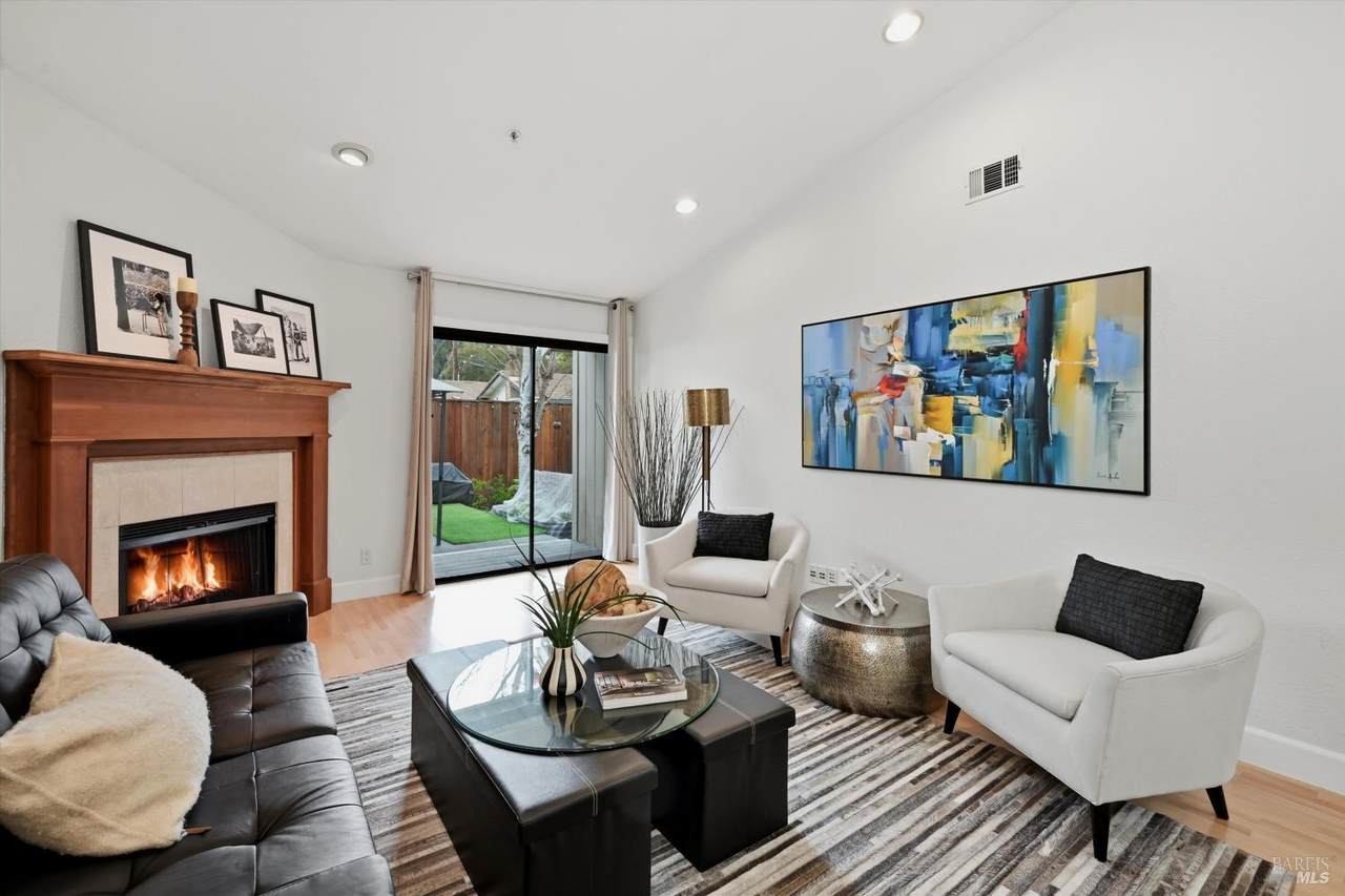 29 Vanessa Court - Photo 1