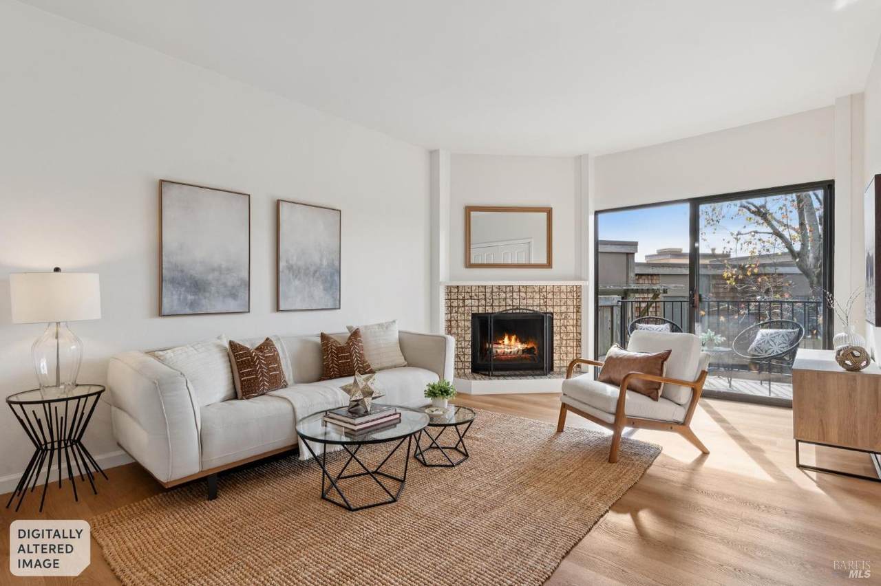 574 Seaver Drive - Photo 1