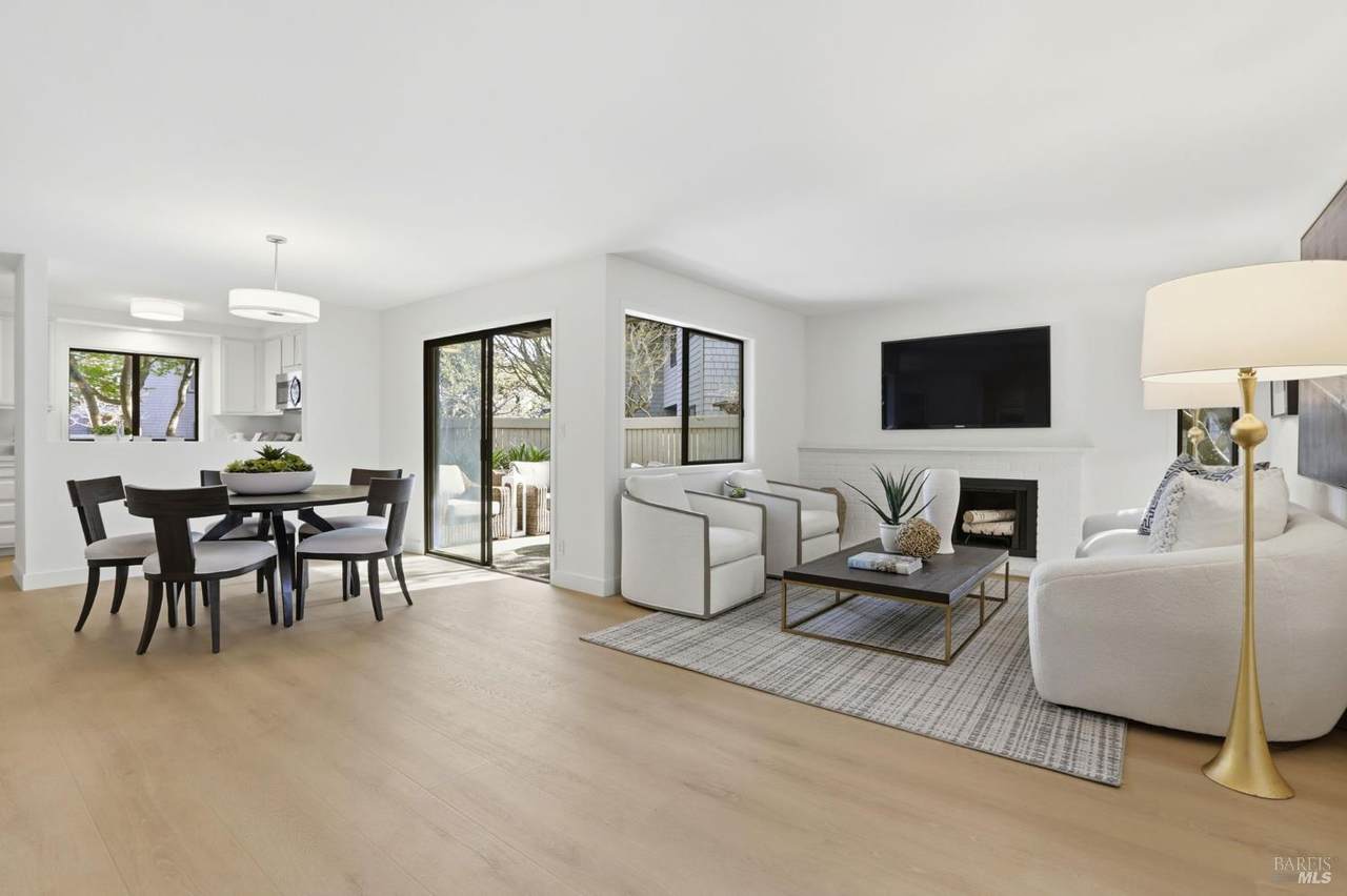 209 Cypress Place - Photo 1