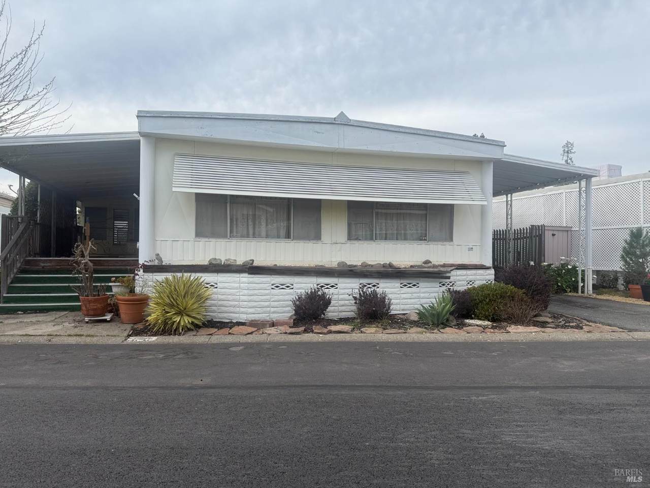 88 Coronado Circle - Photo 1