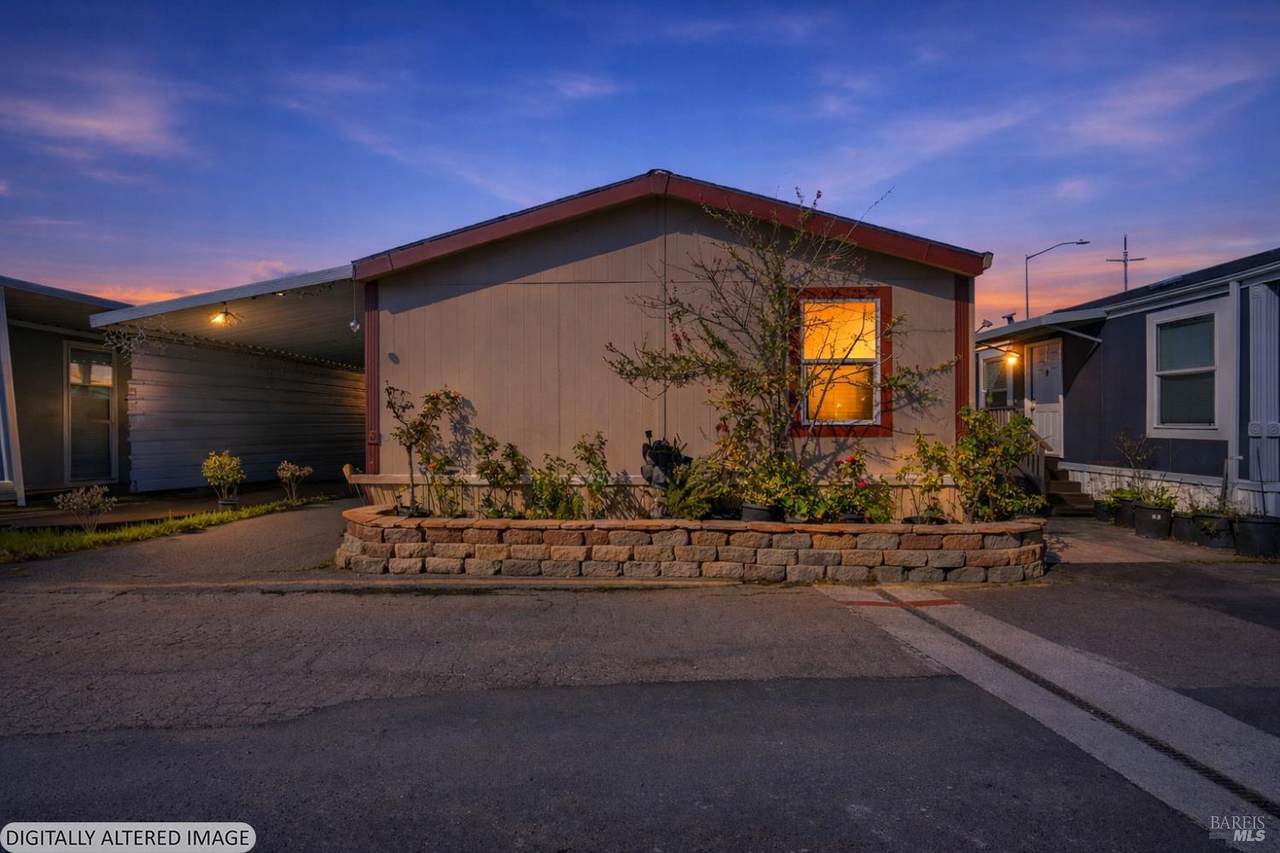 2963 Santa Rosa Avenue - Photo 1