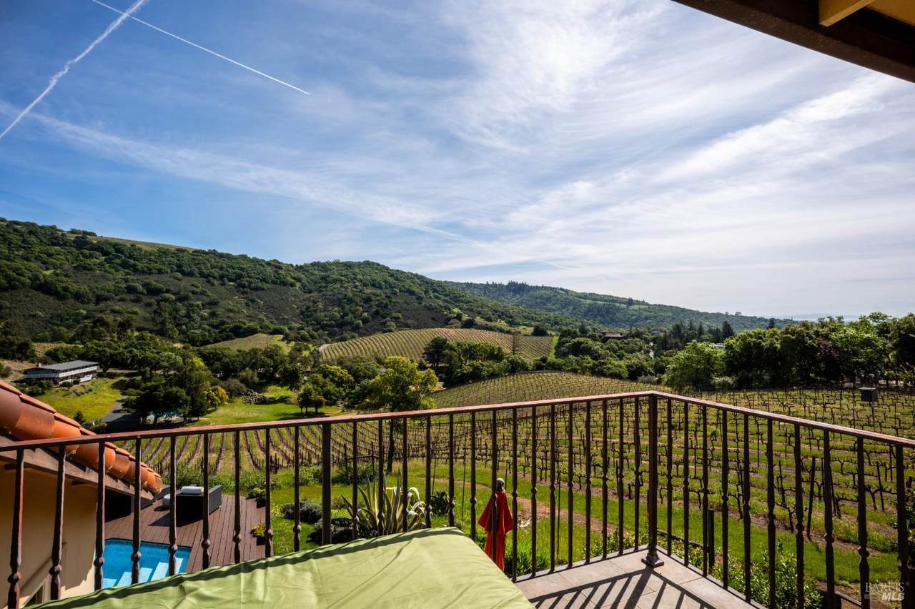 452 Chestnut Avenue - Photo 1