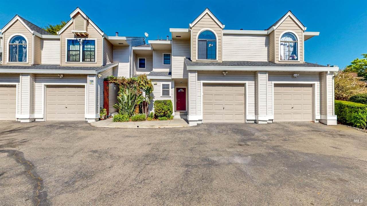 158 Dutton Avenue - Photo 1