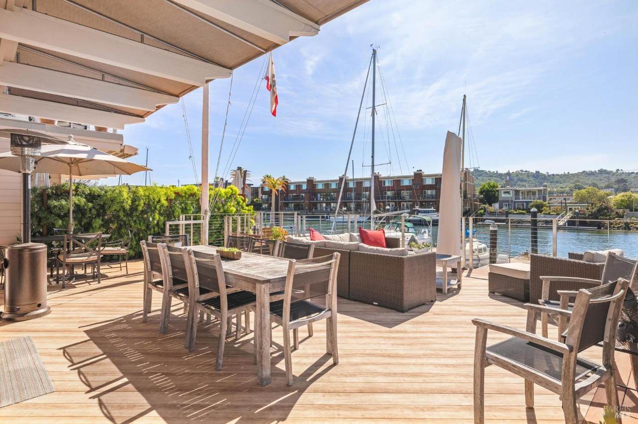 24 Mooring Road - Photo 1