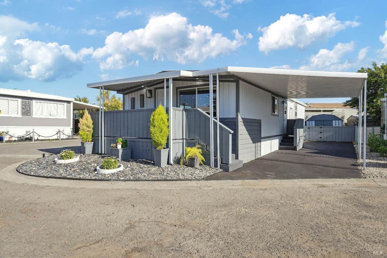 3000 Broadway Street - Photo 1