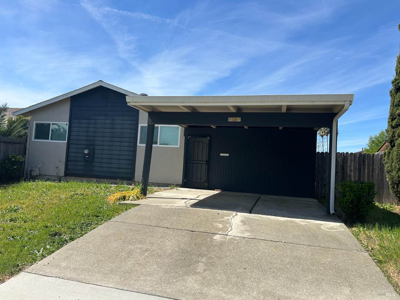 1335 Jack London Drive - Photo 1