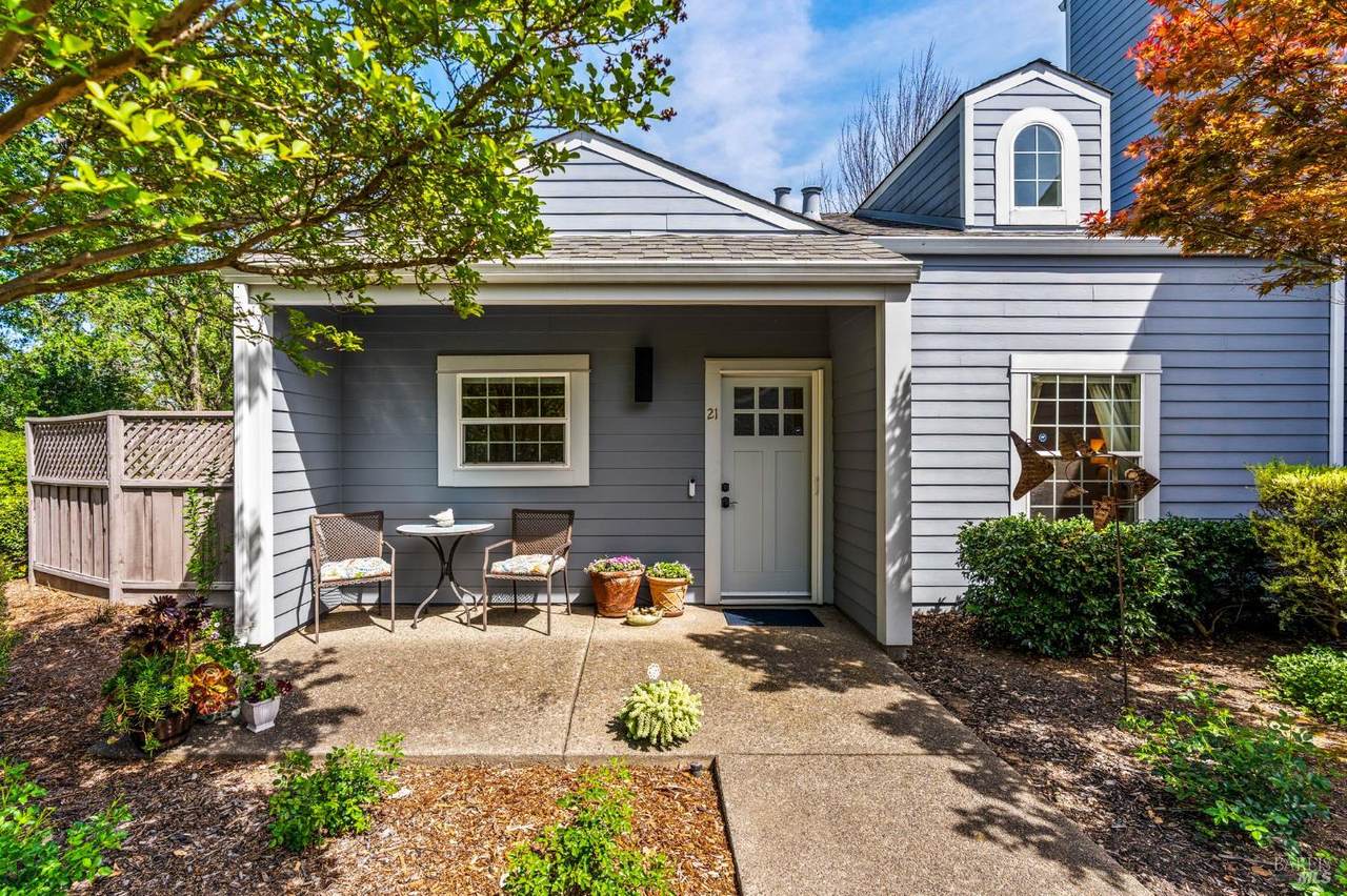 6600 Yount Street - Photo 1
