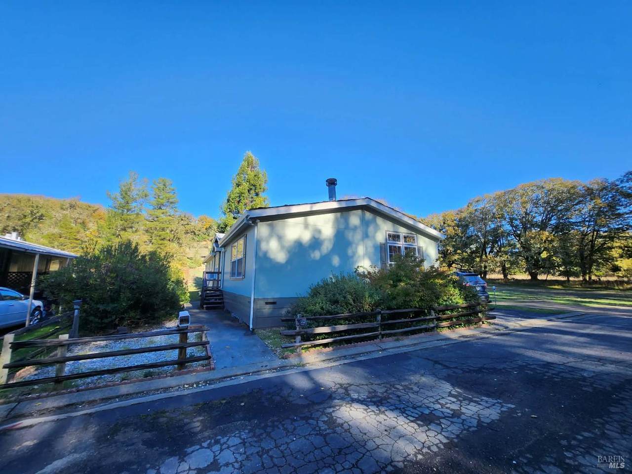 19401 Walker Road - Photo 1
