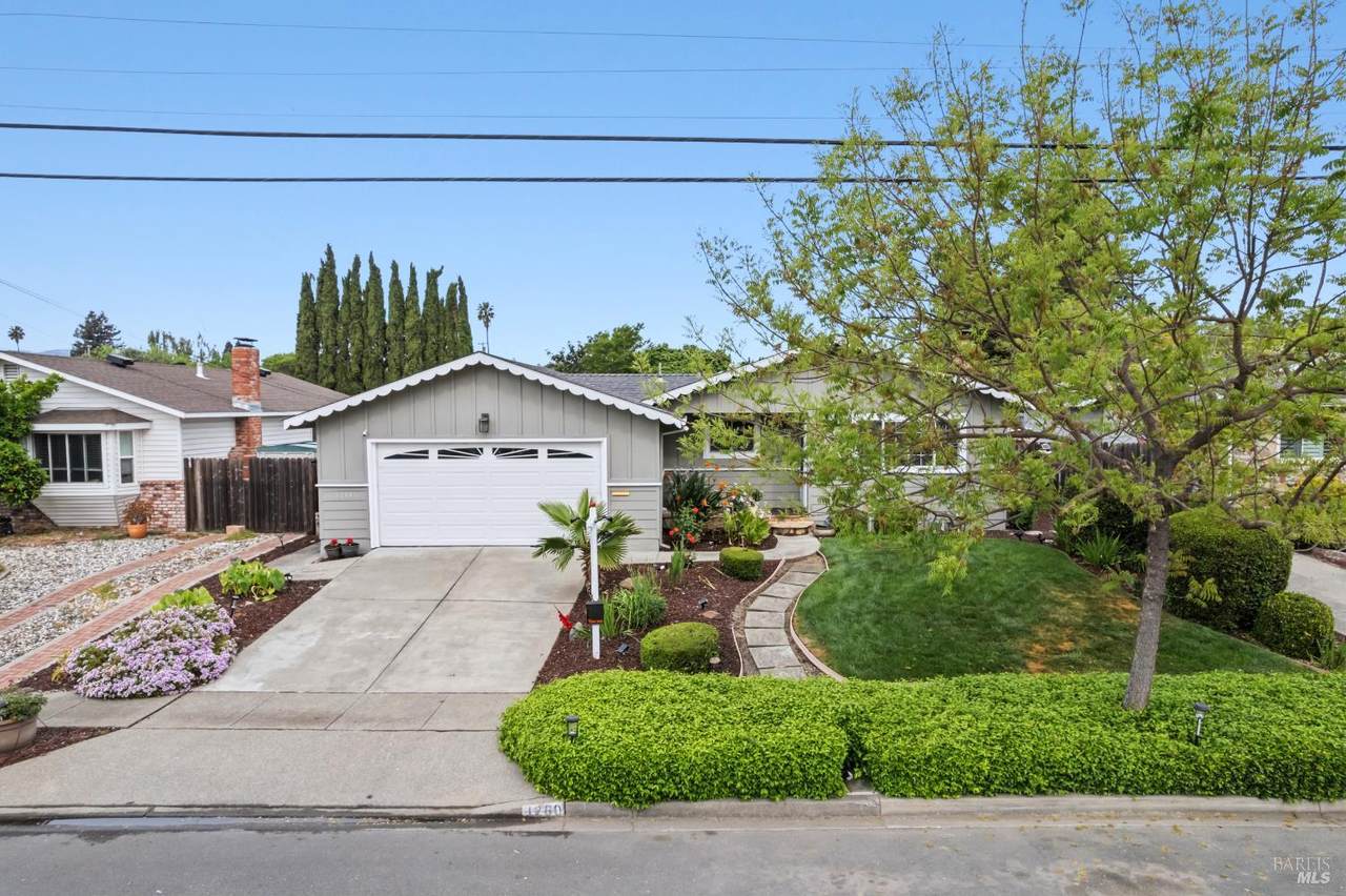 1260 Sierra Avenue - Photo 1