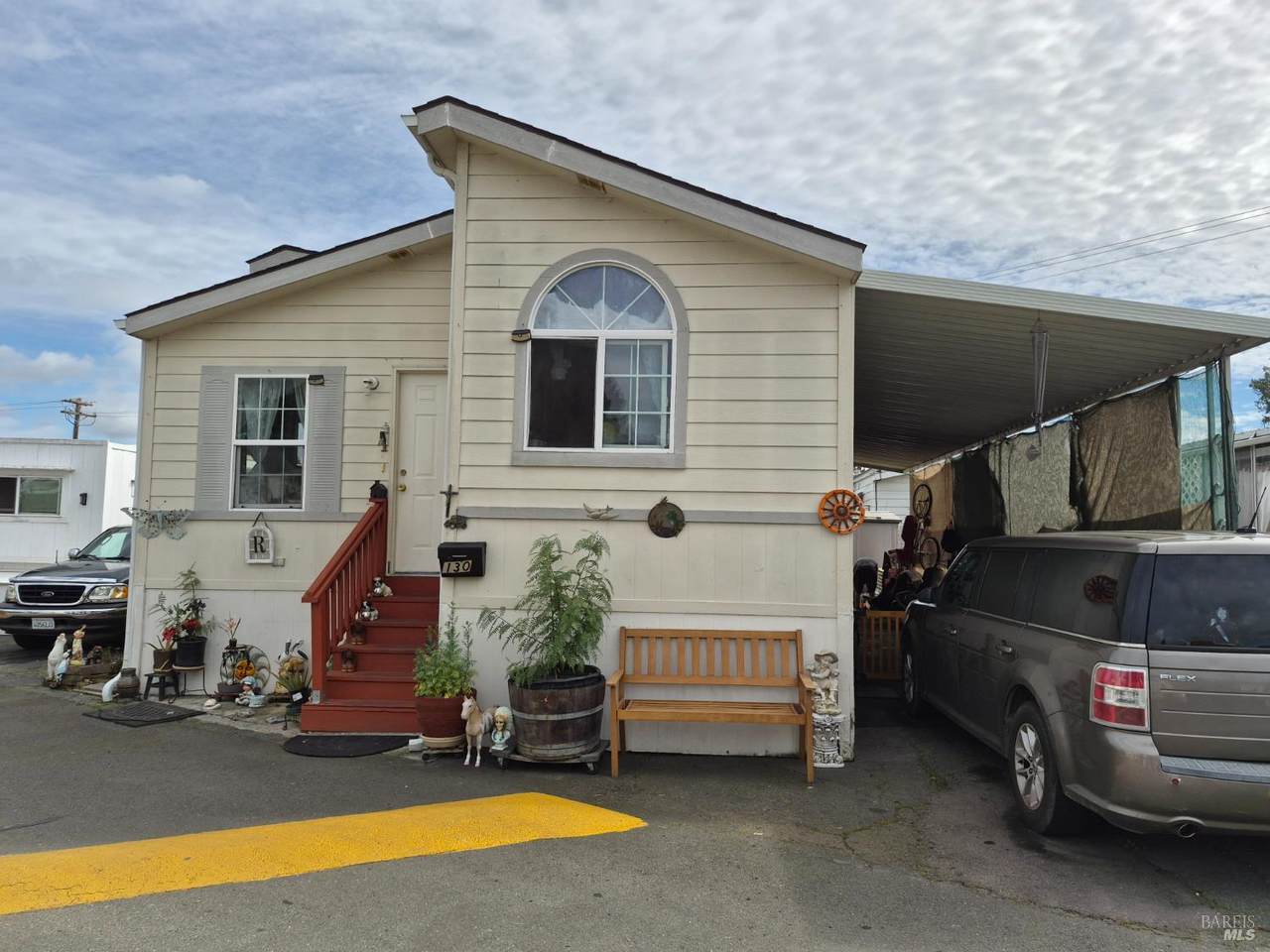 130 Reed Circle - Photo 1