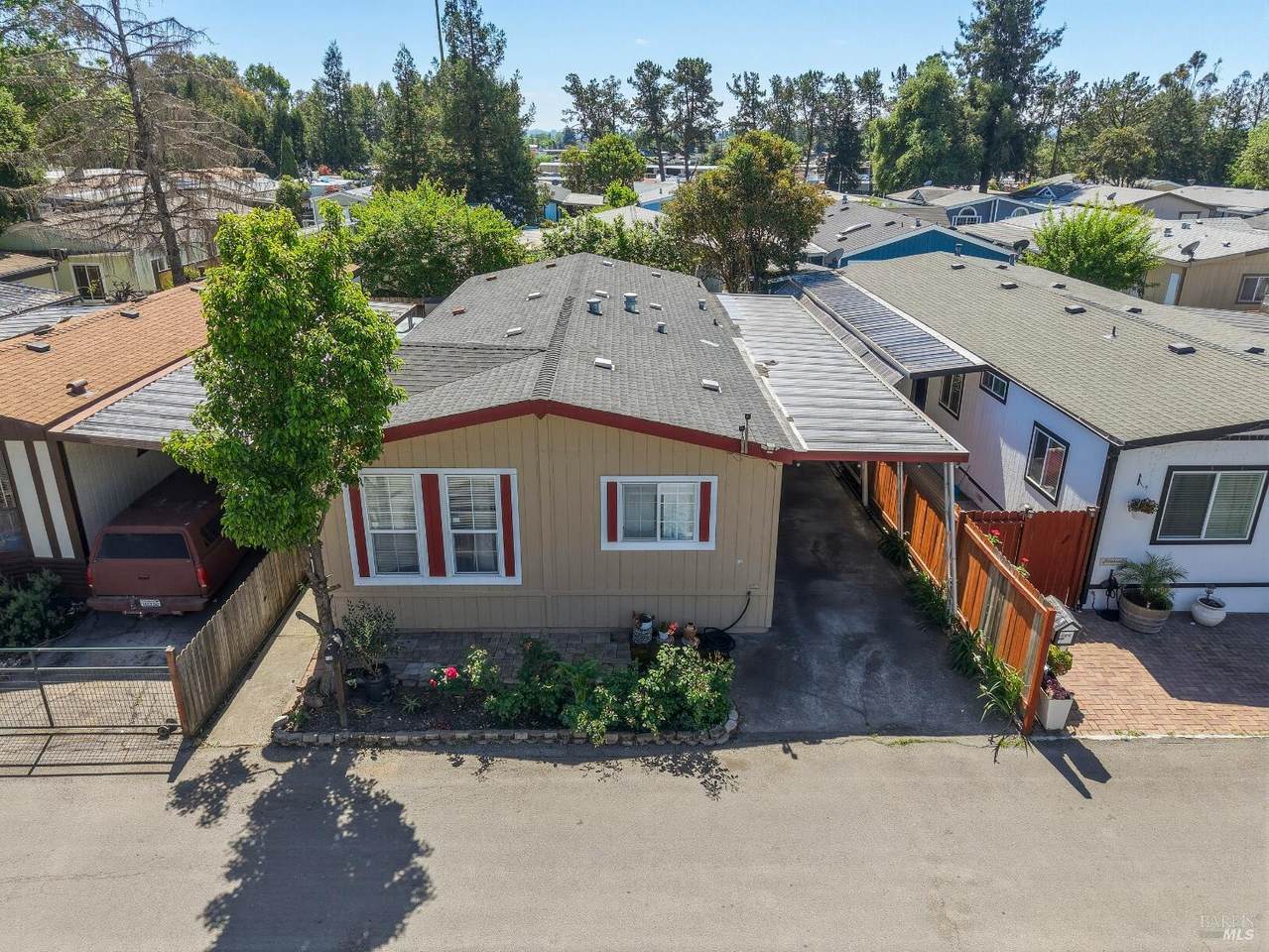 436 Mccoy Avenue - Photo 1