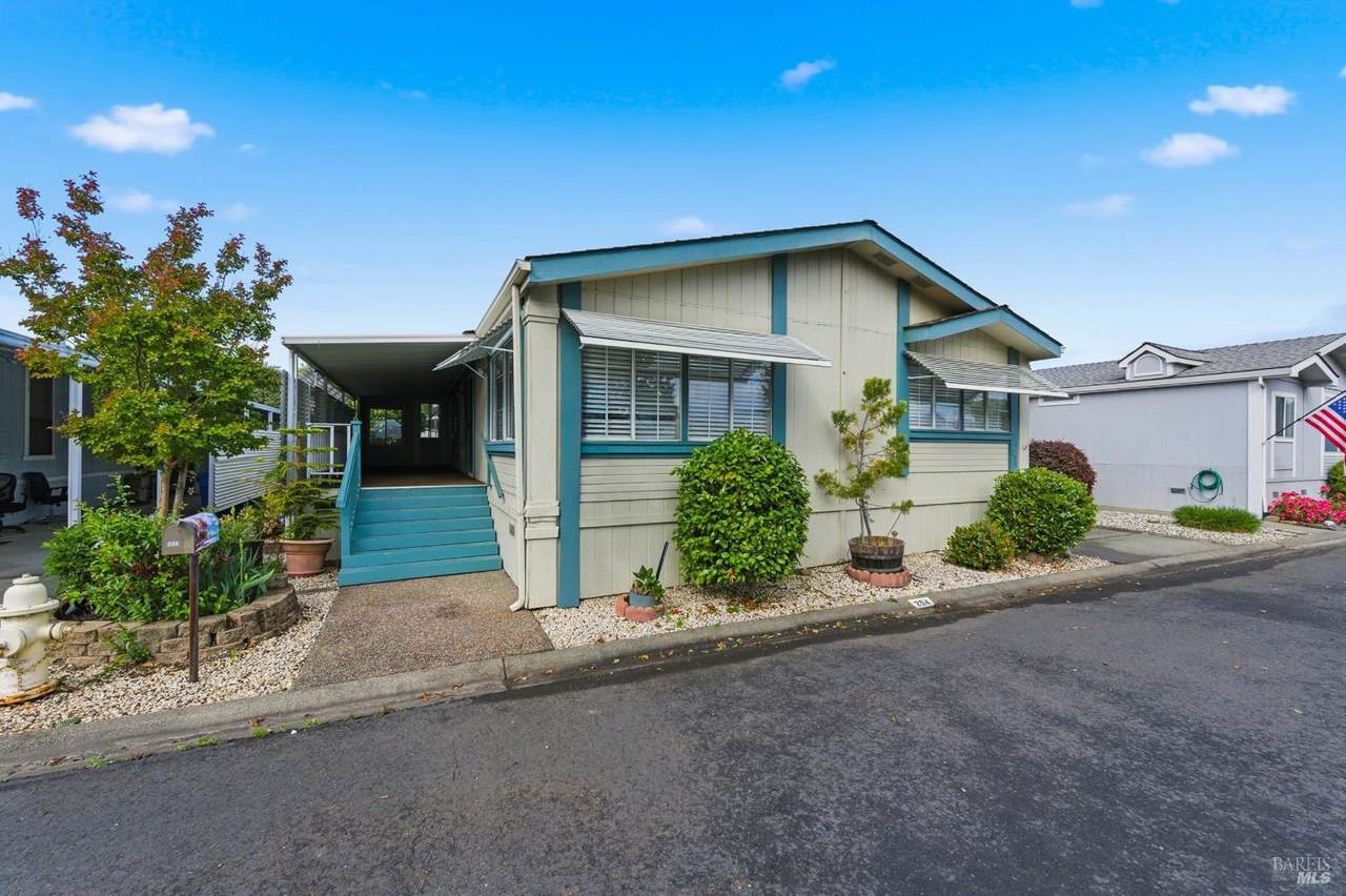 254 Clover Way - Photo 1