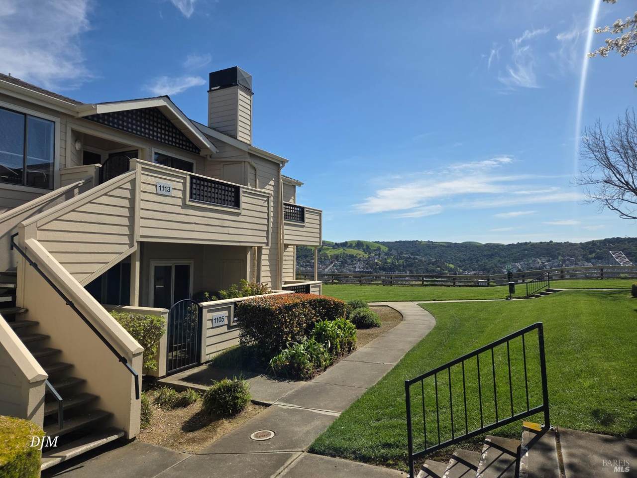 1201 Glen Cove Parkway - Photo 1