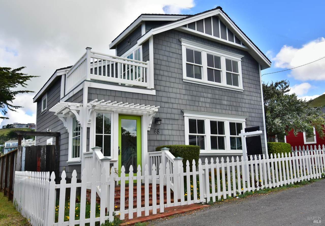 68 Ocean View Avenue - Photo 1
