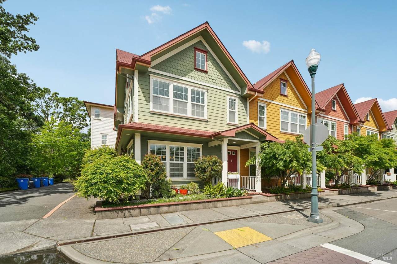 9141 Windsor Road - Photo 1