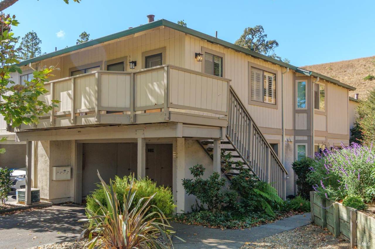 306 Silvio Lane - Photo 1