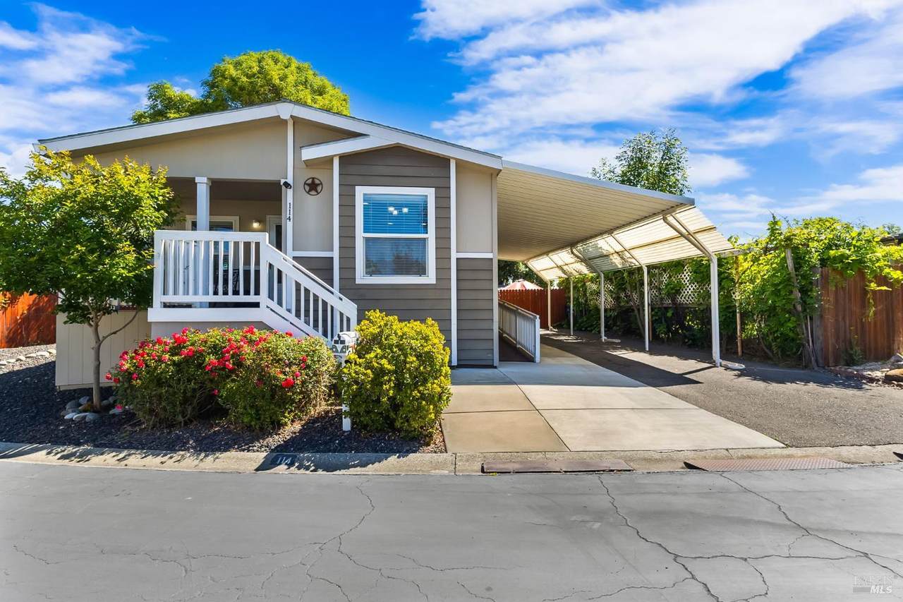 114 Goya Drive - Photo 1