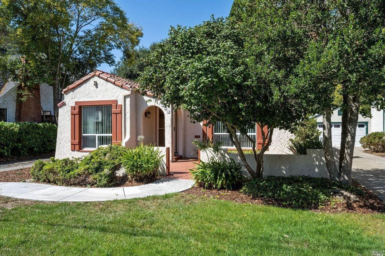 463 Talbot Avenue - Photo 1