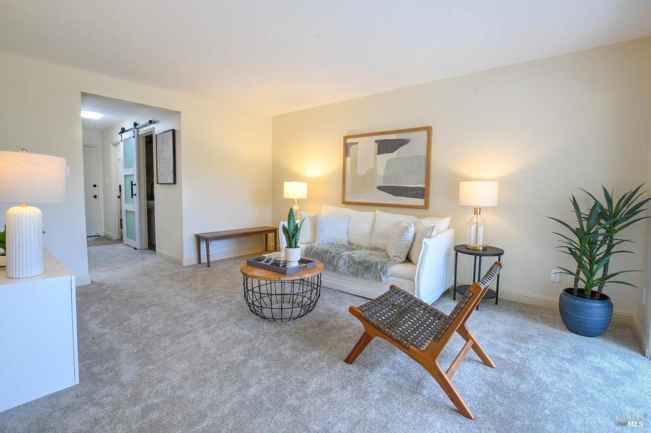 919 L Street - Photo 1