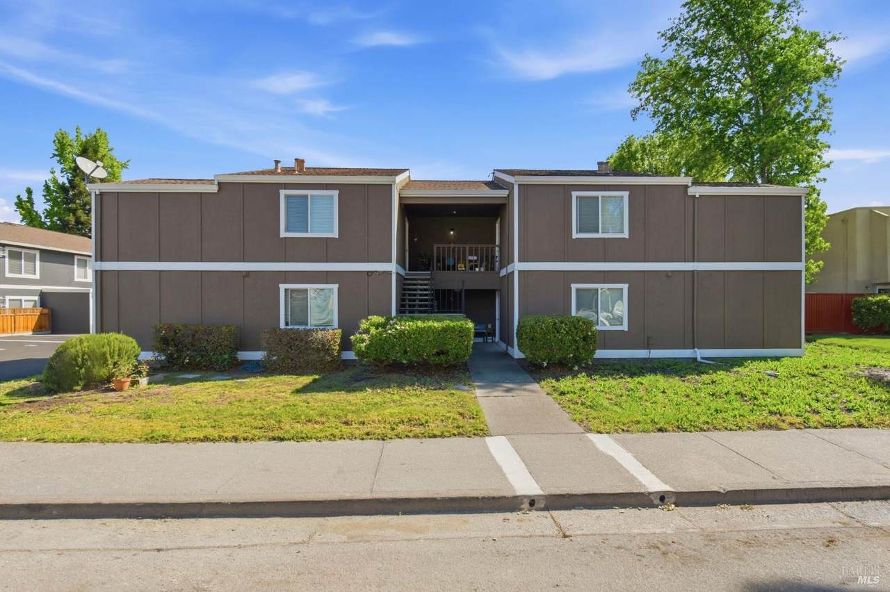 2900 Yulupa Avenue - Photo 1