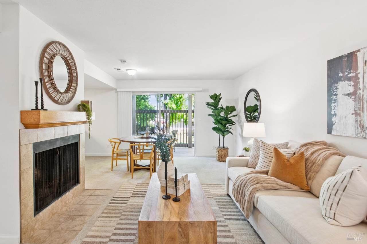 32 Salvatore Drive - Photo 1