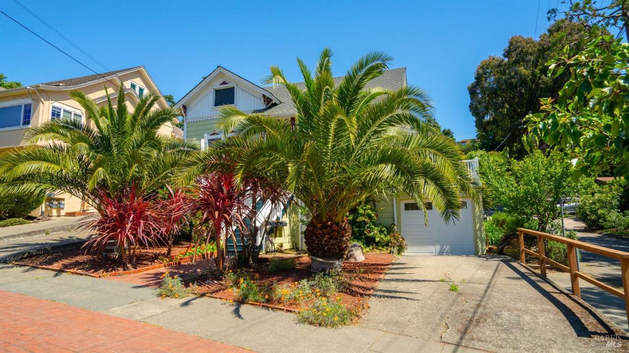 1348 Grand Avenue - Photo 1