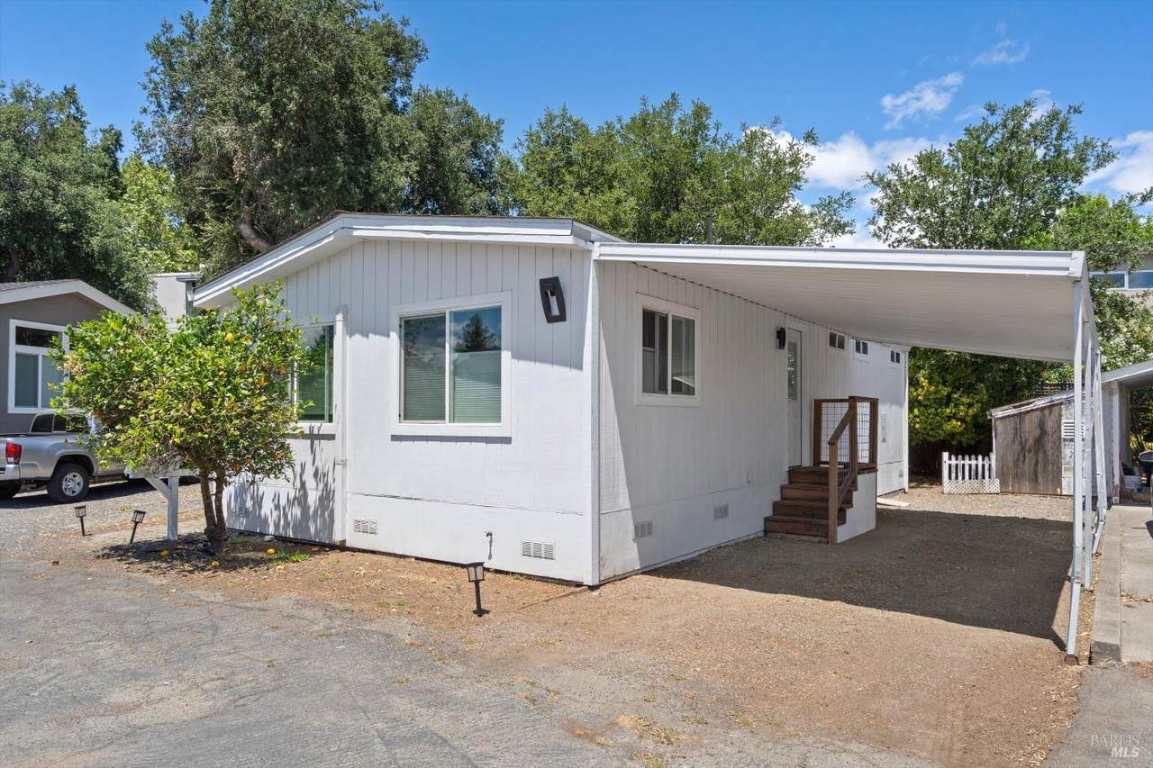 541 Mason Street - Photo 1
