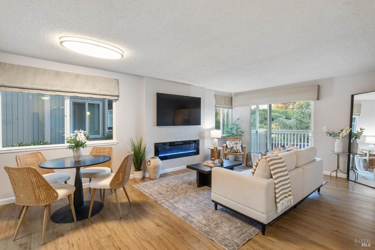 1841 Shirley Drive - Photo 1