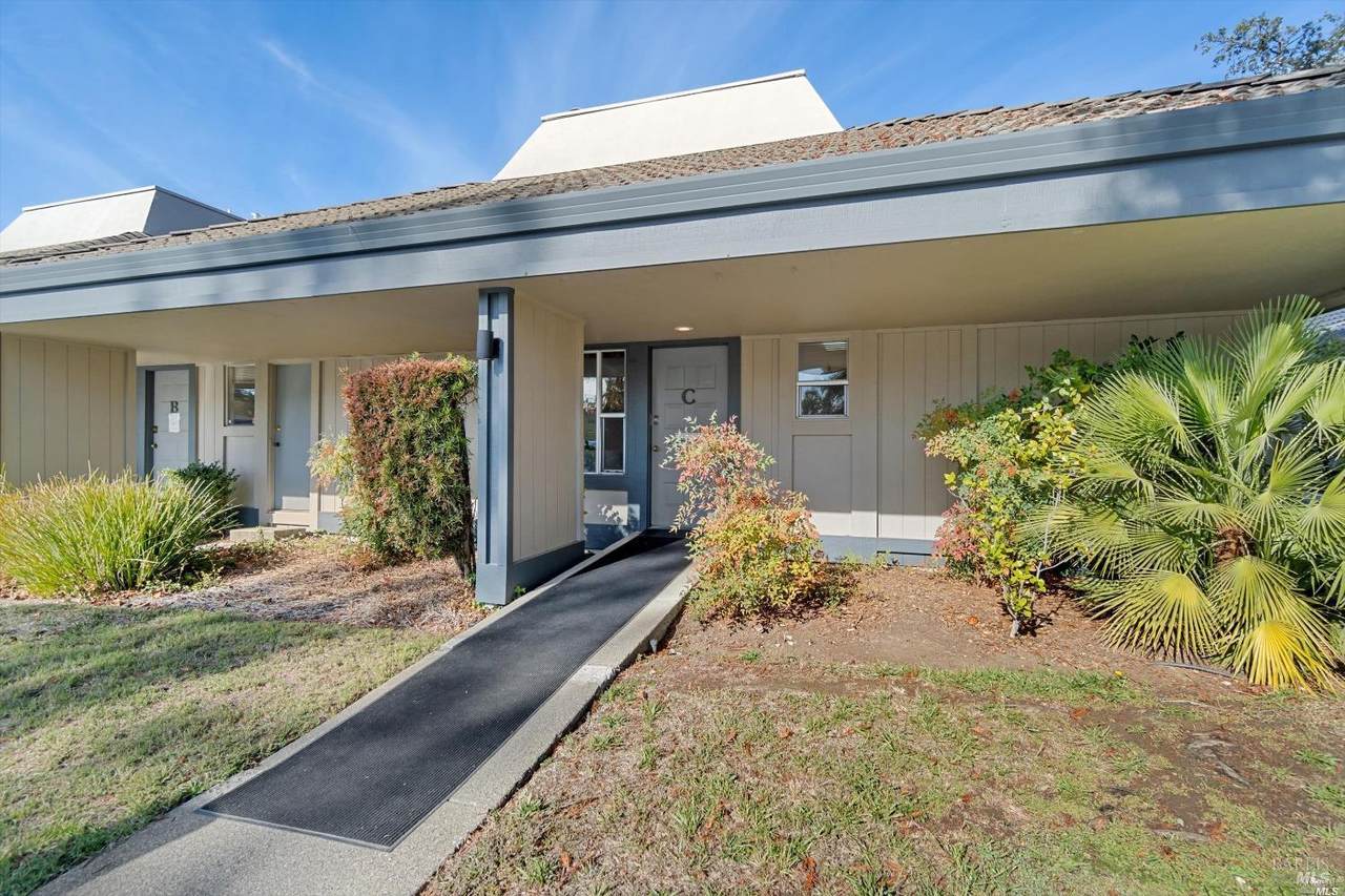 455 March Avenue - Photo 1