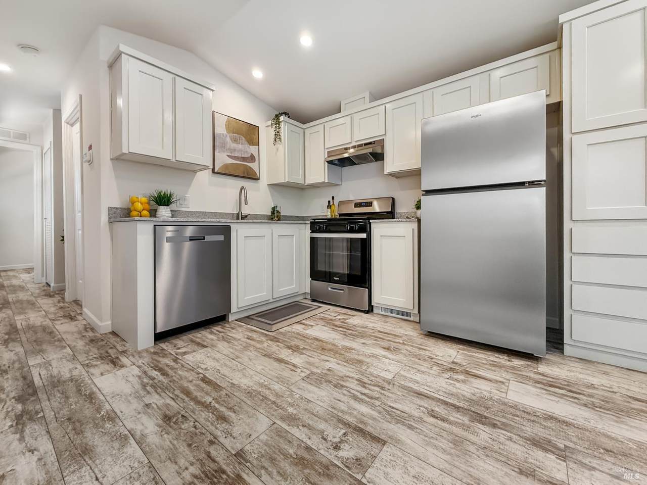 101 Colgan Avenue - Photo 1