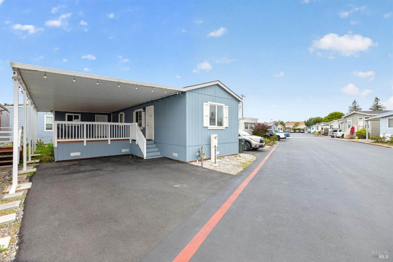 717 N Mcdowell Boulevard - Photo 1