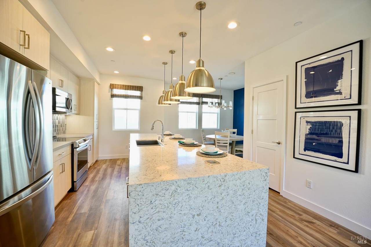 106 Rockview Road - Photo 1