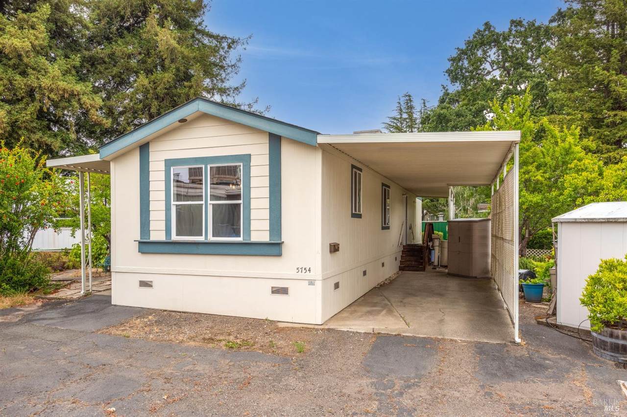 5754 Lois Avenue - Photo 1
