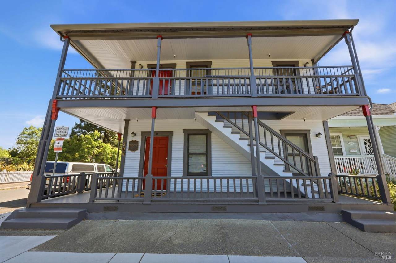 300 Santa Rosa Avenue - Photo 1
