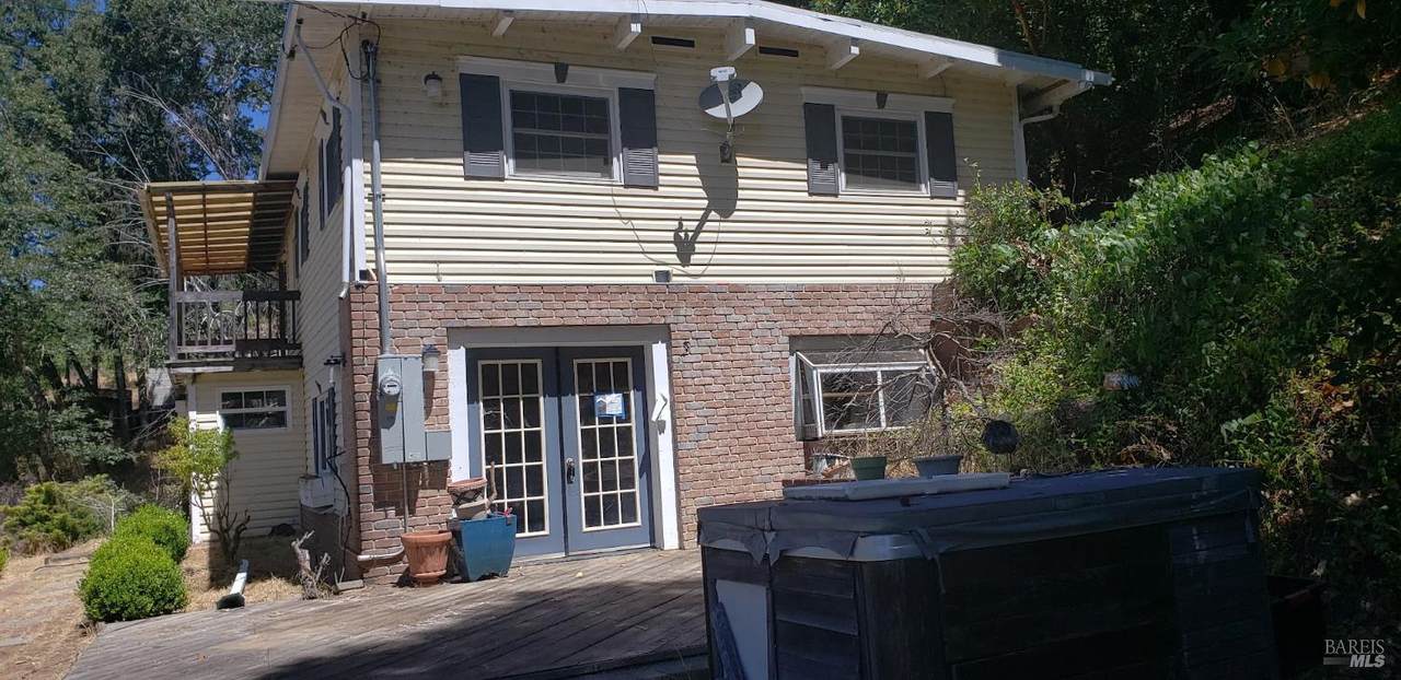 20801 Ridgeway Highway - Photo 1