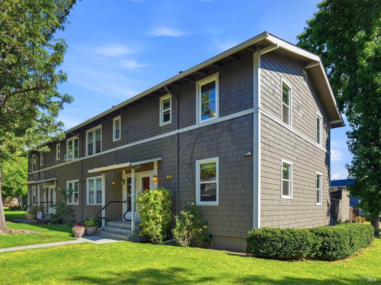 20 Livingston Court - Photo 1
