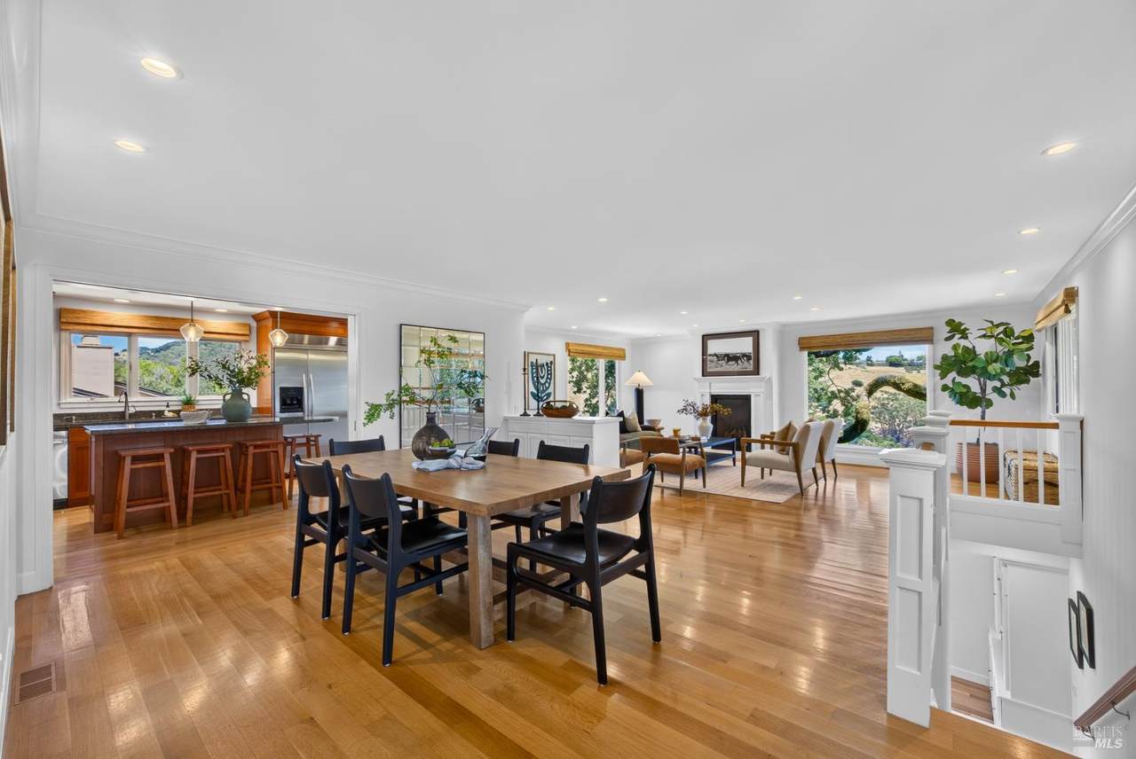 32 Longwood Drive - Photo 1