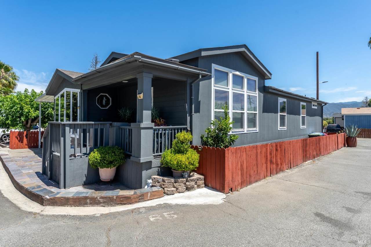 2101 State Street - Photo 1