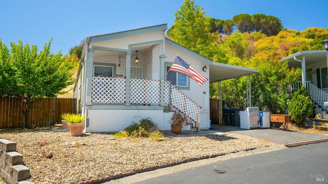 48 Goya Drive - Photo 1