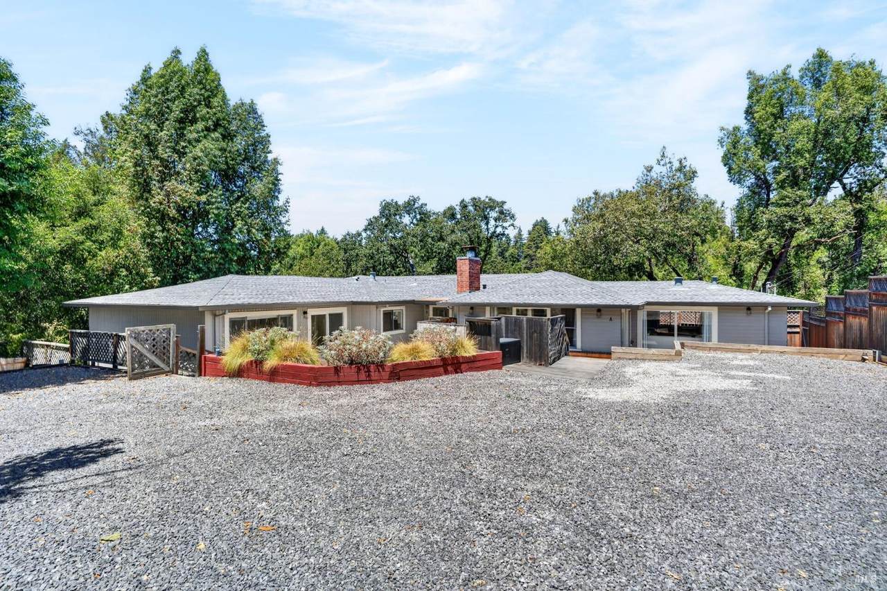 8060 Park Avenue - Photo 1